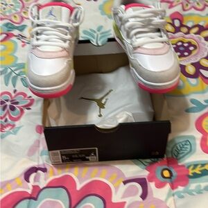 Air Jordan 4 RM Kids White and Pink Sneakers